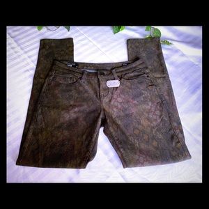 WILLIAM RAST unique jeans! 👖